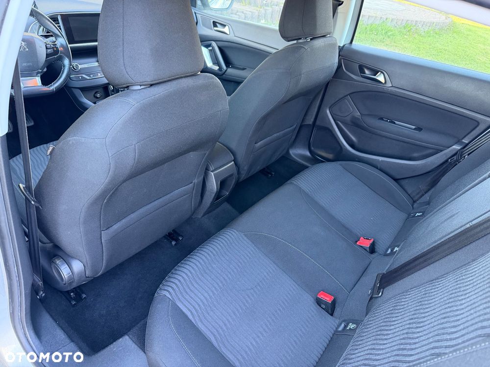 Peugeot 308 BlueHDi FAP 120 Stop & Start Active - 13