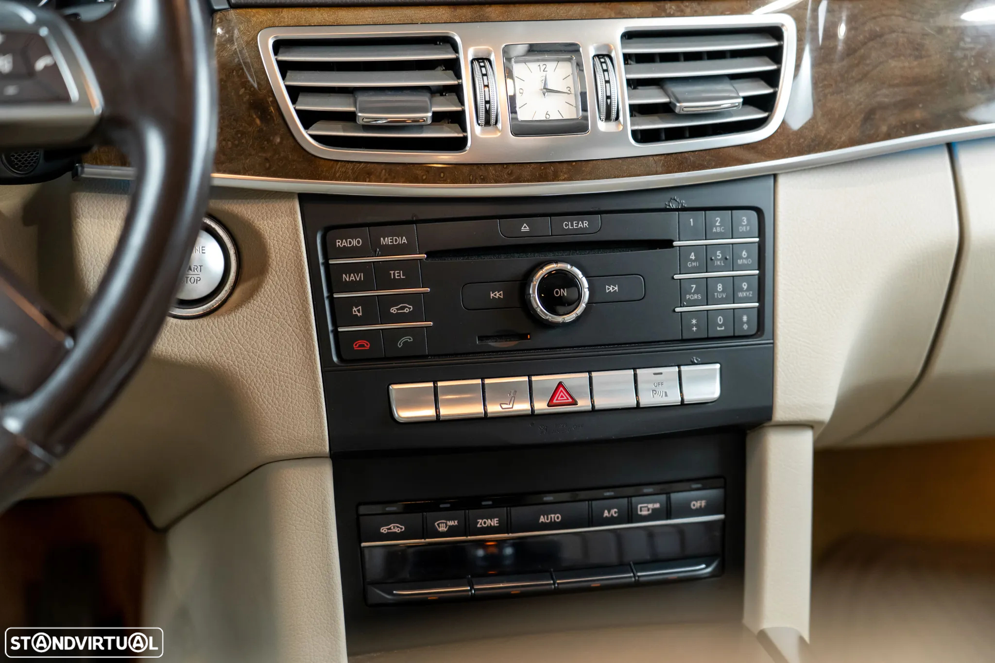 Mercedes-Benz E 300 Bluetec Hybrid Avantgarde - 19
