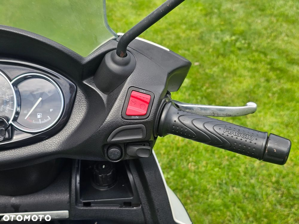 Piaggio X7 - 11