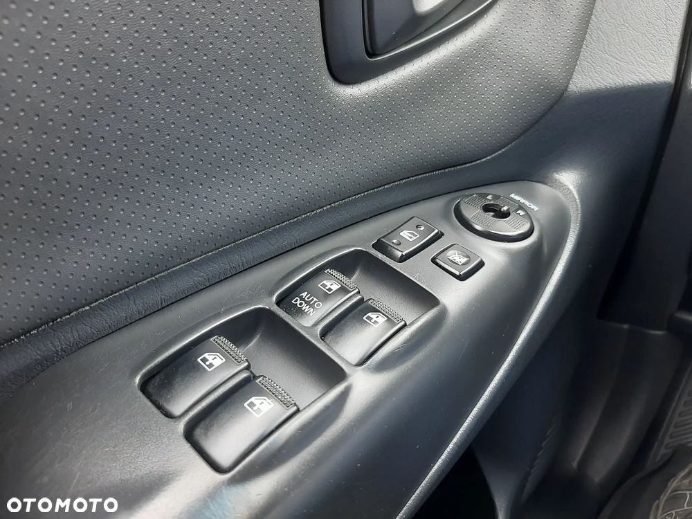 Hyundai Tucson 2.0 CRDi VGT 2WD GLS - 23