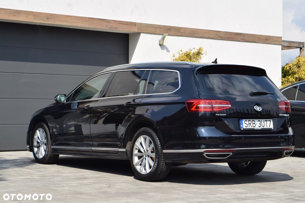 Volkswagen Passat 2.0 TDI (BlueMotion Technology) Highline - 36