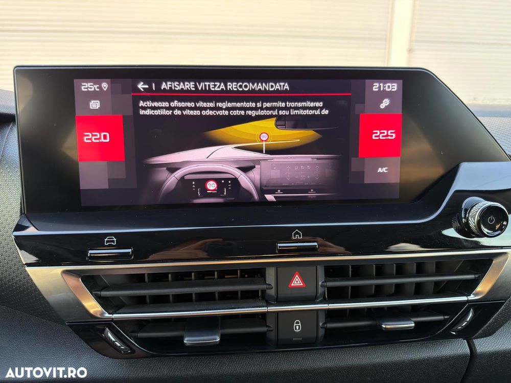 Citroën C4 PureTech 155 Stop&Start EAT8 SHINE - 27