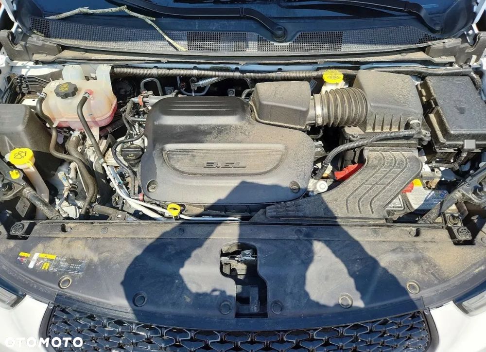 Chrysler Pacifica - 11