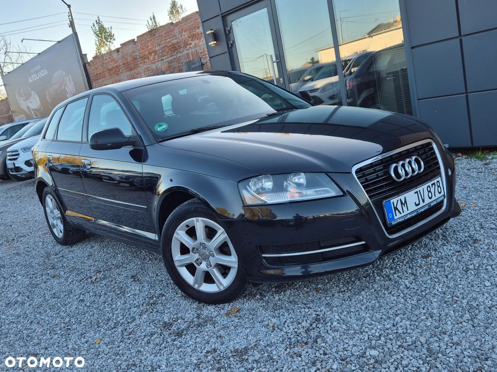Audi A3 Sportback 1.6 TDI Ambiente - 19