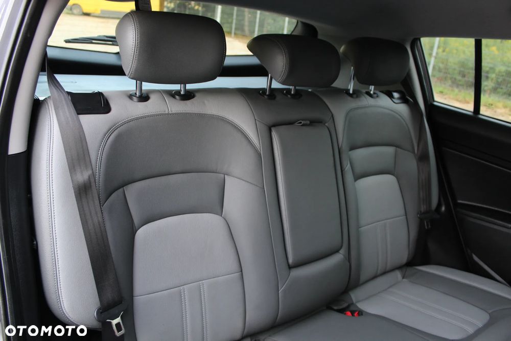 Kia Sportage 1.7 CRDI 2WD Attract - 24