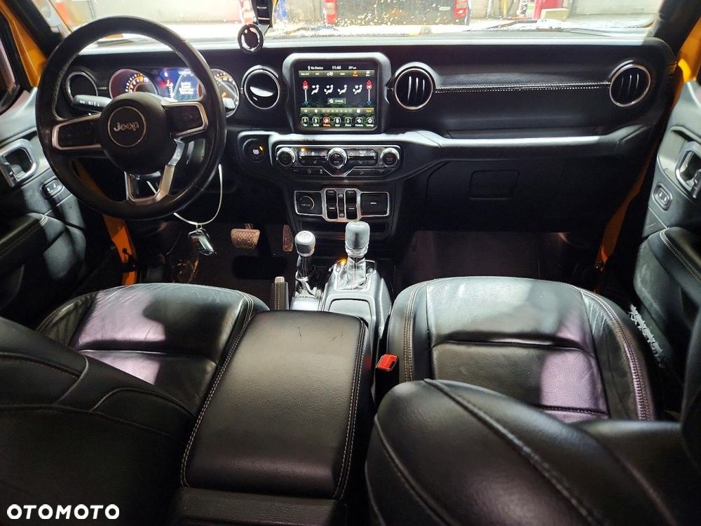 Jeep Wrangler Unlimited 3.6 Automatik Sahara - 8