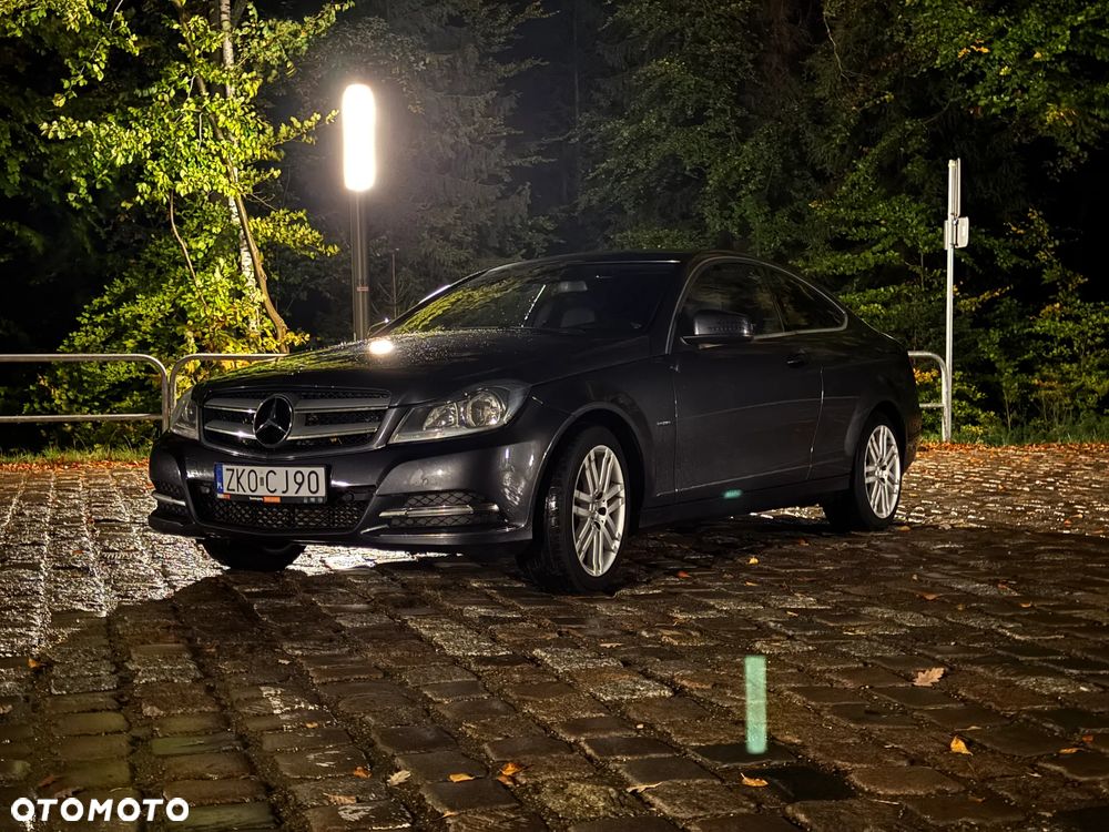 Mercedes-Benz C-Class 2012 photo 5