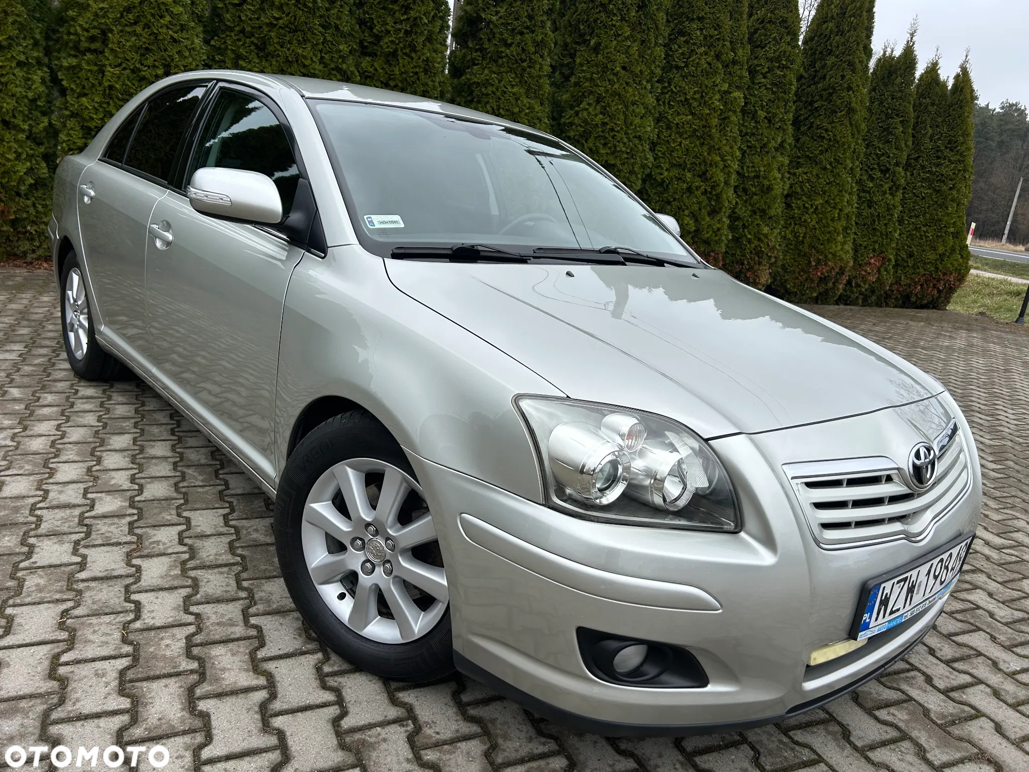 Toyota Avensis 2.0 D-4D - 3