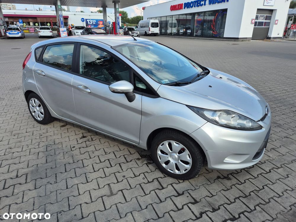 Ford Fiesta 1.25 Ambiente - 3
