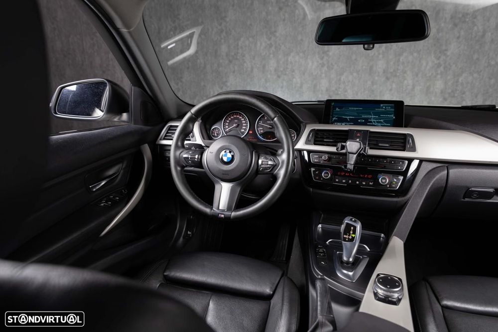 BMW 320 d Aut. Sport Line - 33