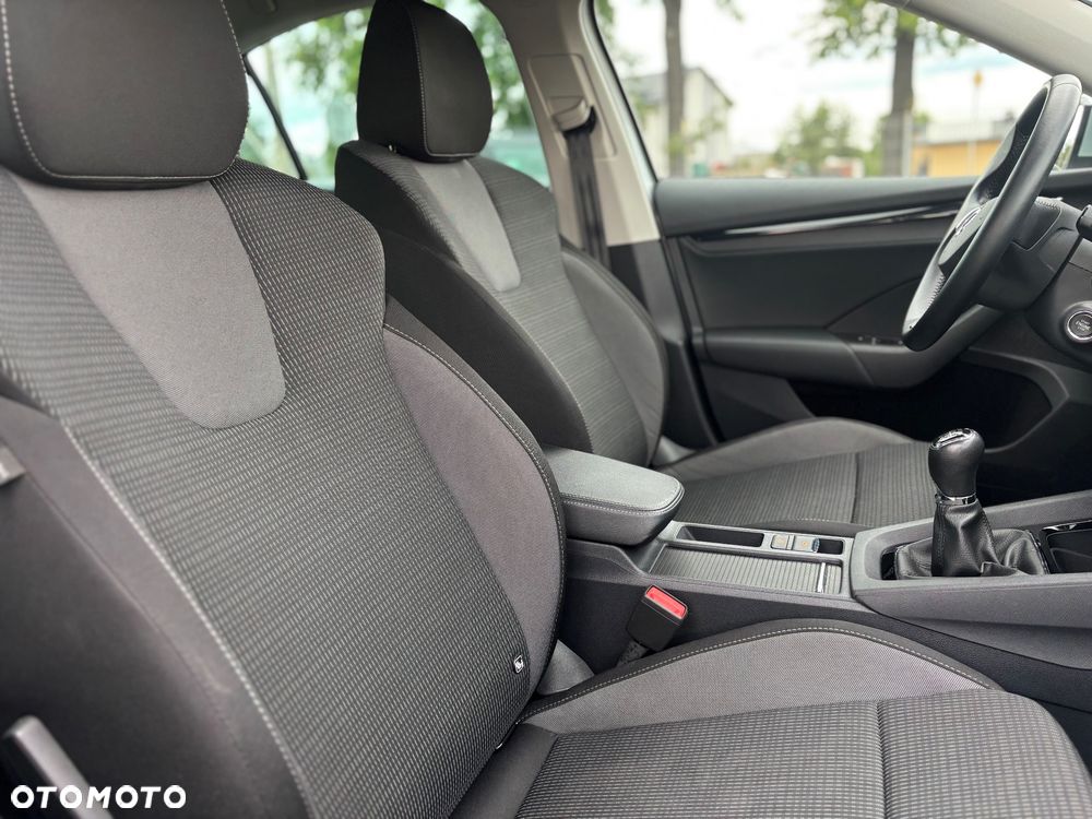 Skoda Octavia 1.5 TSI ACT Ambition - 25