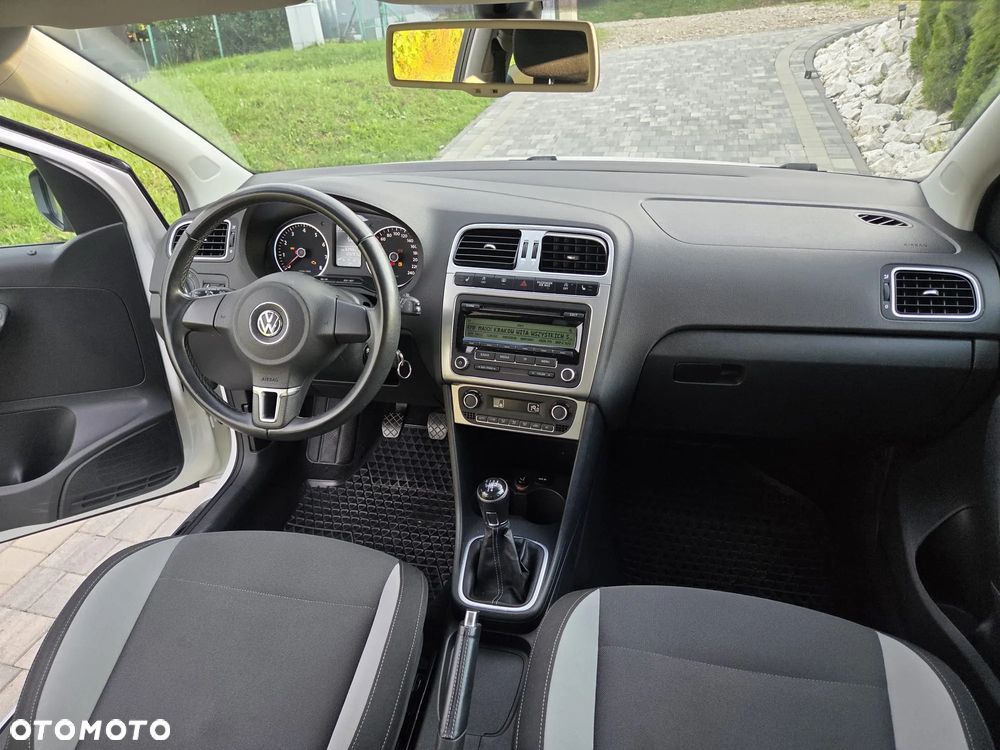 Volkswagen Polo - 31