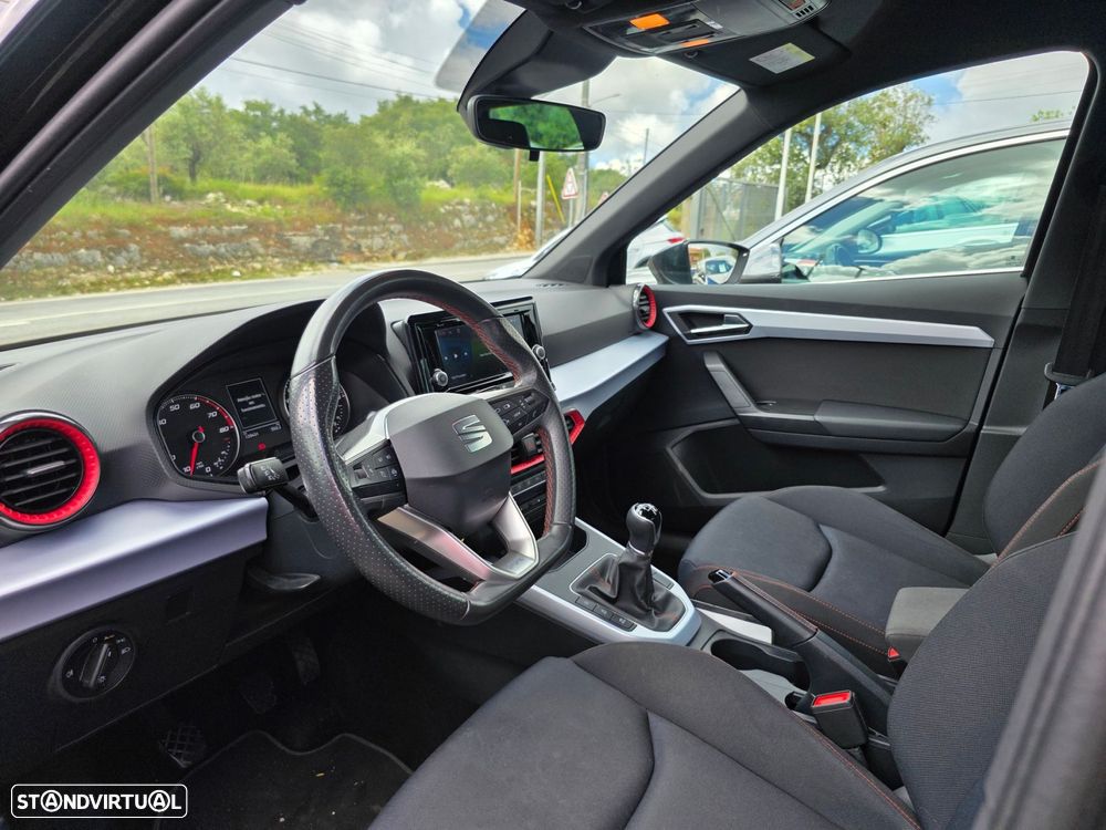 SEAT Arona 1.0 TSI FR - 11