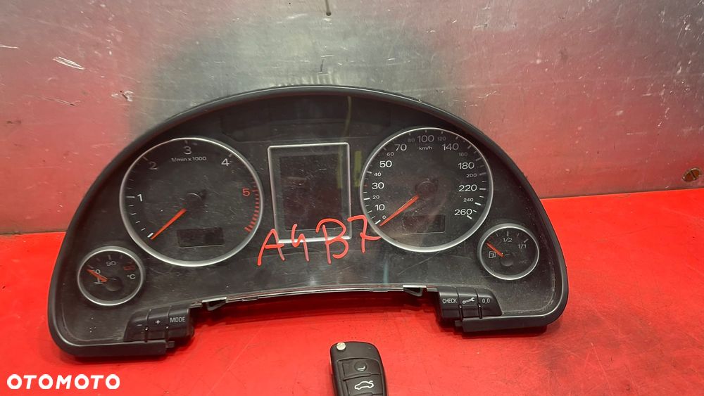 BLB 2.0 TDI  AUDI A4 B7 LICZNIK 8L0920933DX - 4
