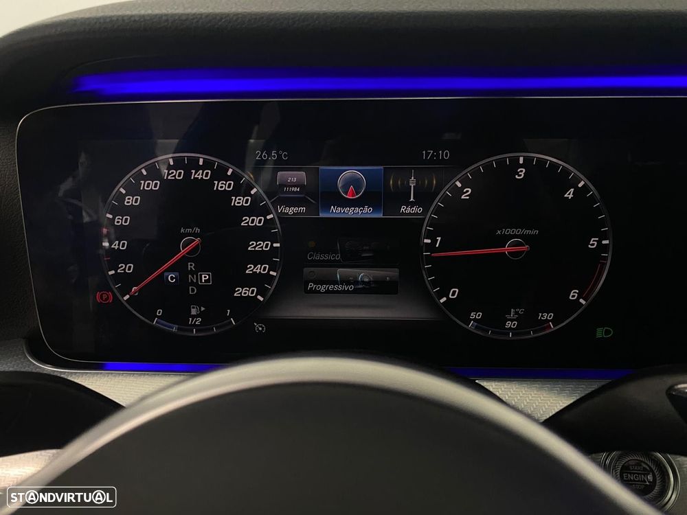 Mercedes-Benz E 220 d Avantgarde - 27