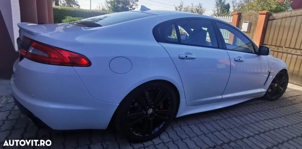Jaguar XF - 4