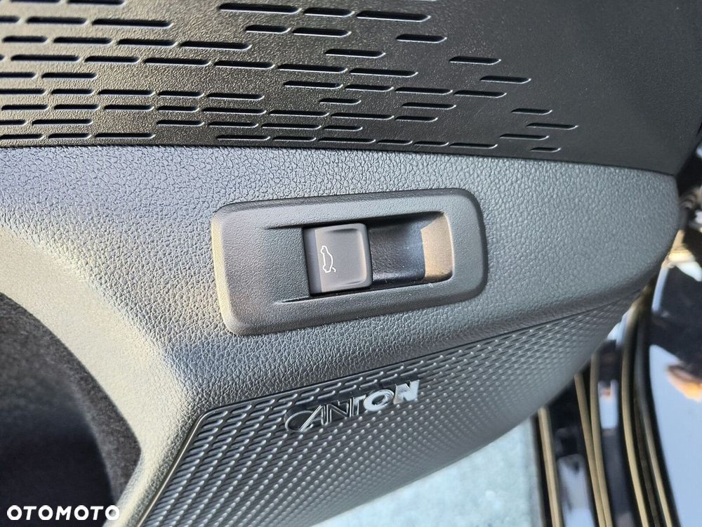 Skoda Octavia 2.0 TSI RS DSG - 23