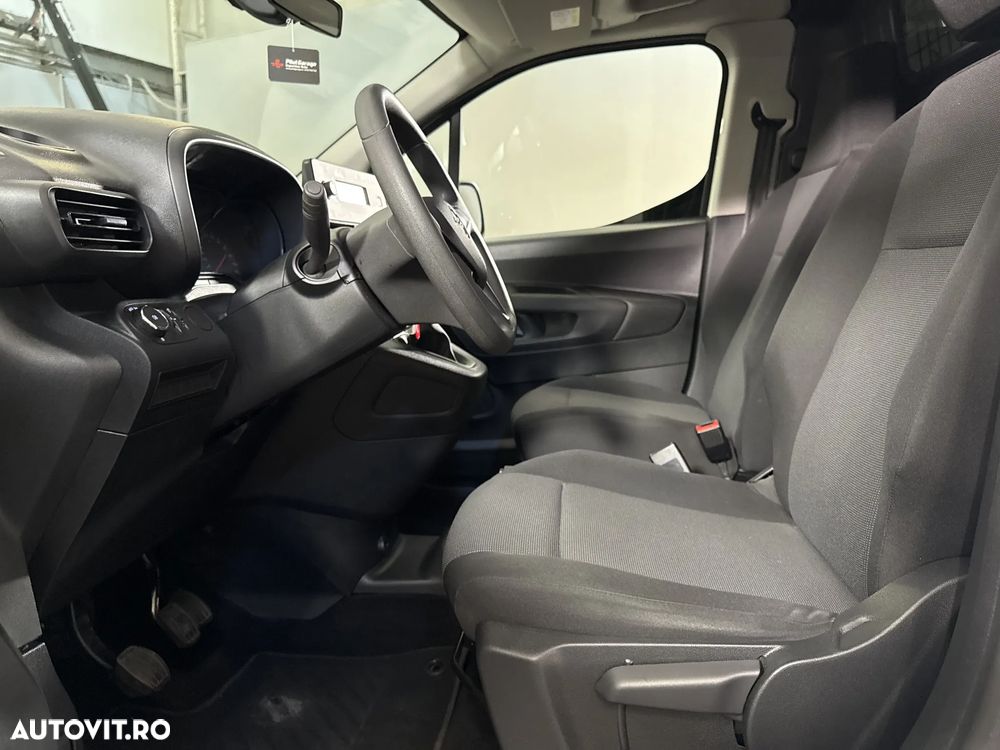 Opel Combo - 18