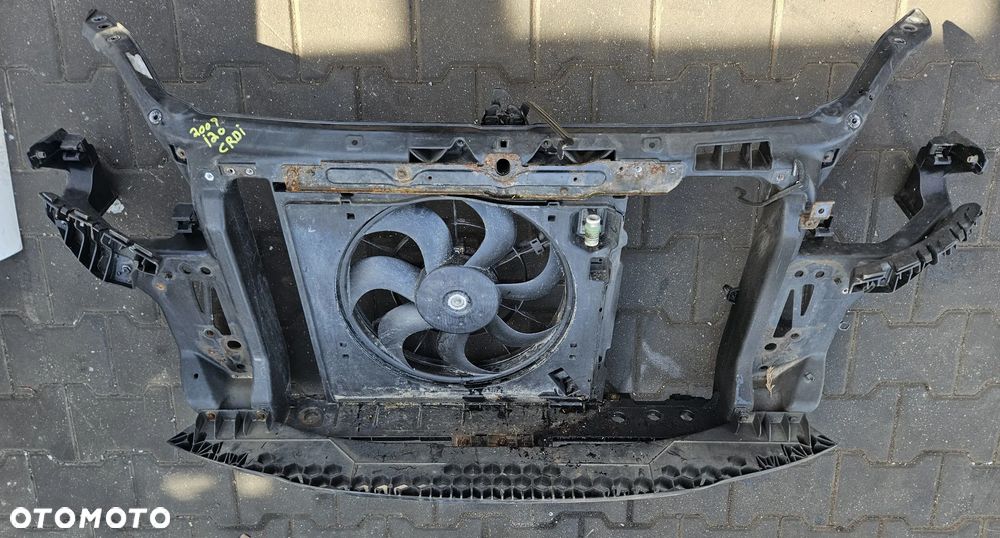 Hyundai i20 pas przód przedni wzmocnienie przednie - 3
