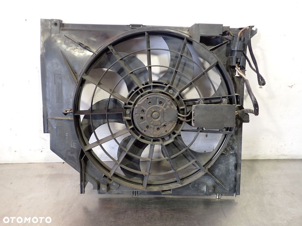 WENTYLATOR CHŁODNICY BMW E46 TOURING - 2