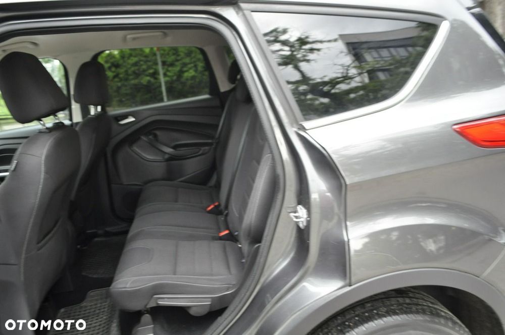 Ford Kuga - 8