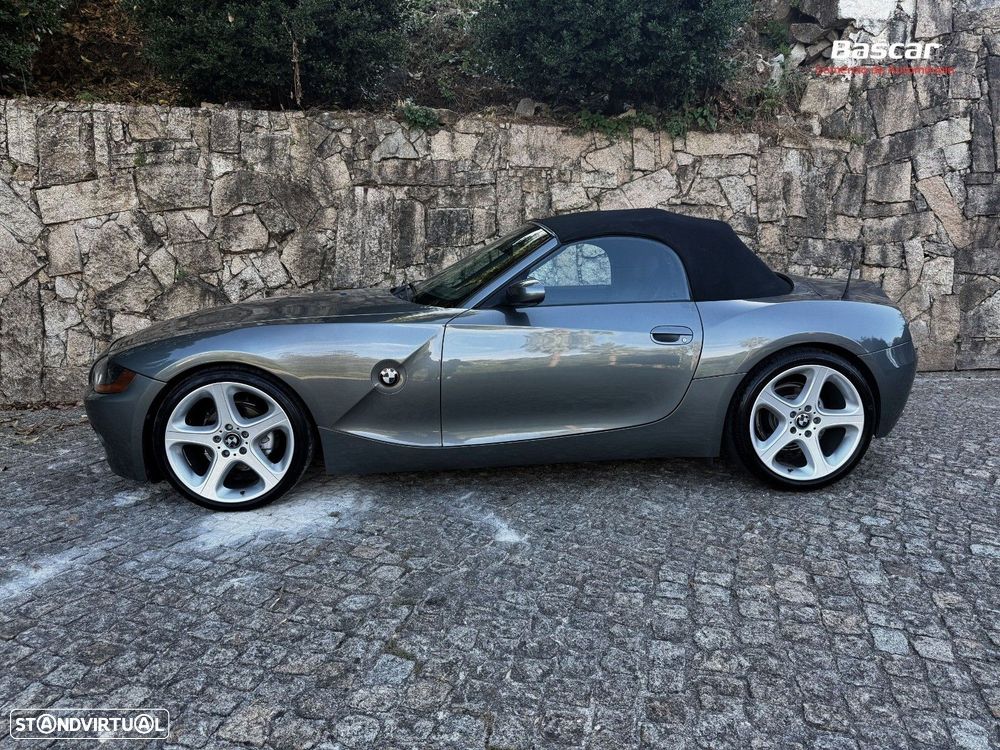 BMW Z4 2.5i - 10