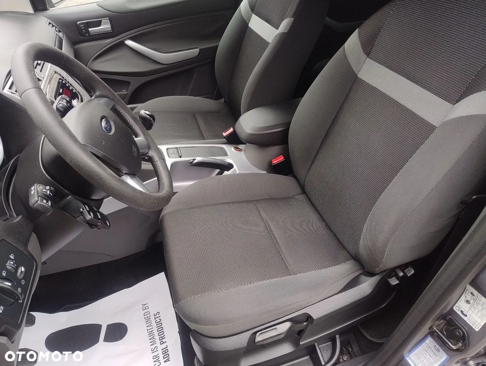 Ford Kuga 2.0 TDCi Titanium - 27