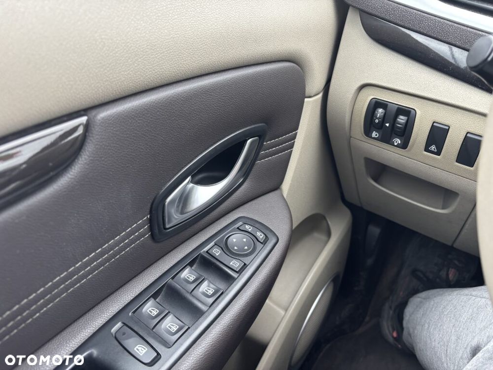 Renault Scenic dCi 130 FAP Luxe - 7