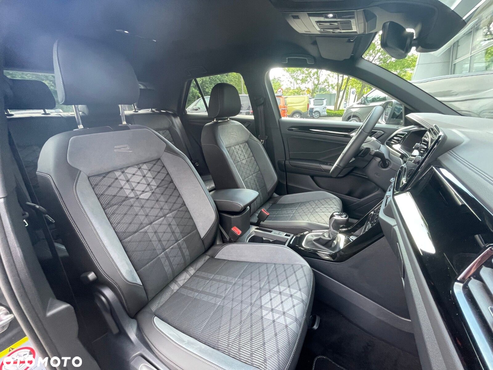 Volkswagen T-Roc 1.5 TSI R-Line Plus DSG - 15