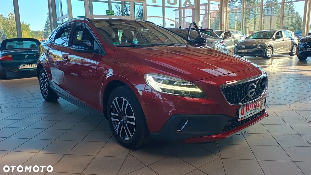 Volvo V40 Cross Country D3 Drive-E Momentum - 17