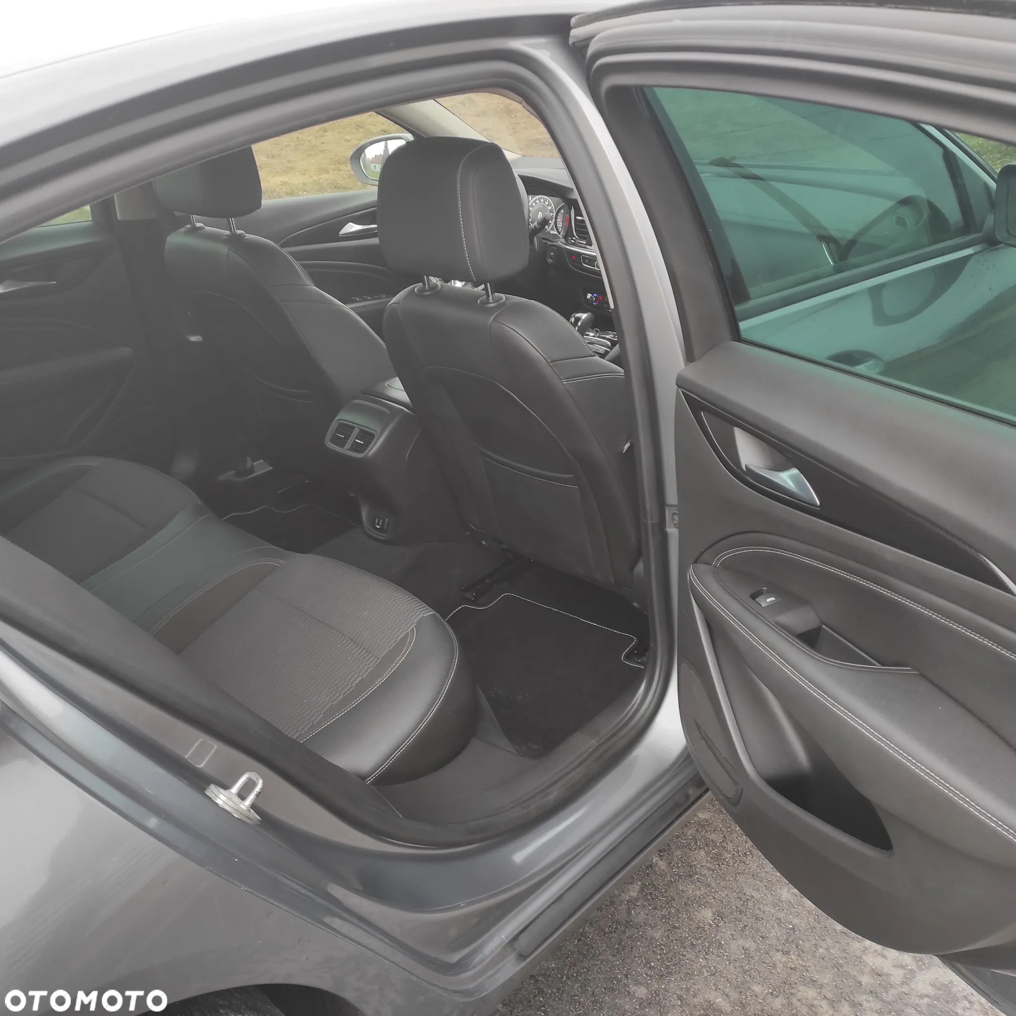 Opel Insignia - 14