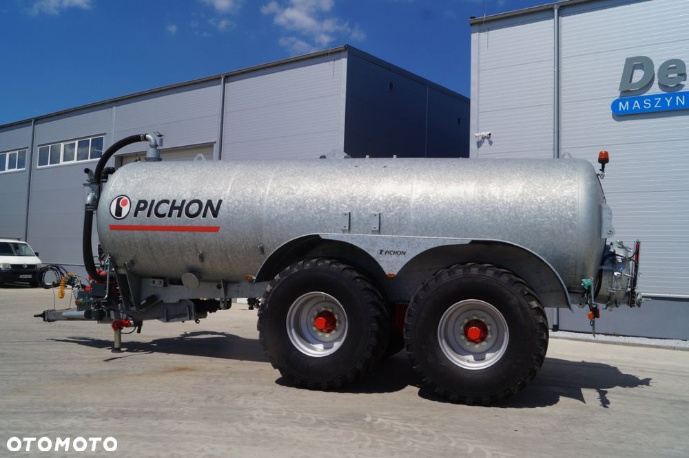 Pichon Wóz Asenizacyjny 18500R z Ramieniem do Pompowania - 3