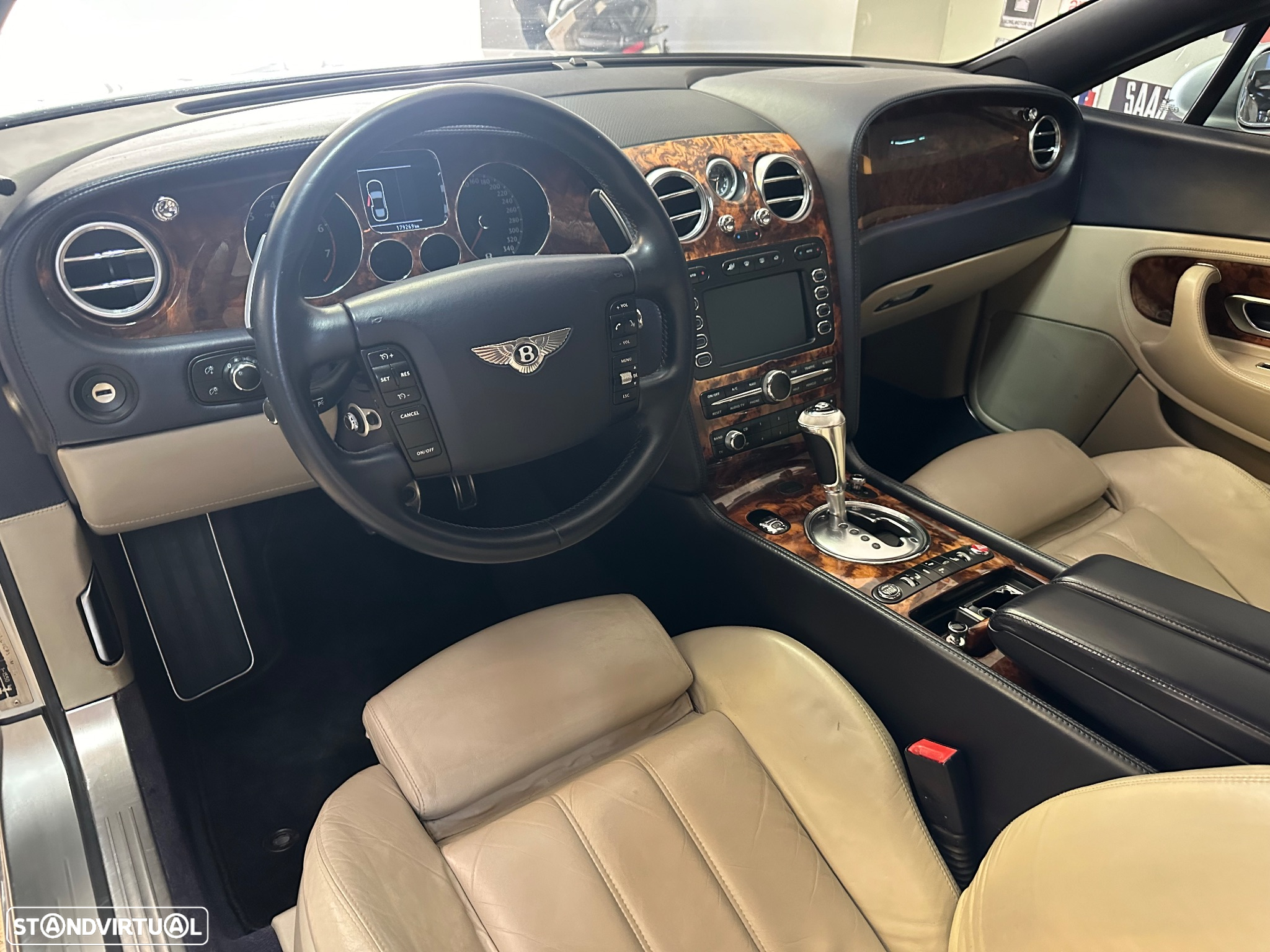 Bentley Continental GT - 13