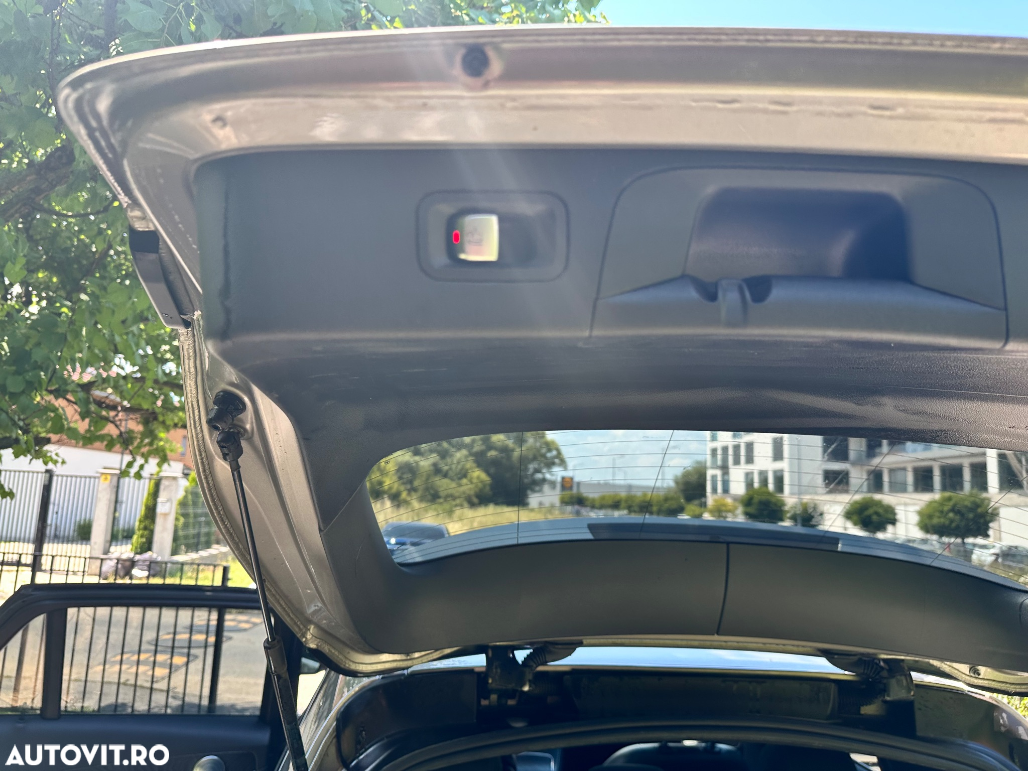 Mercedes-Benz GLC 300 4MATIC - 23
