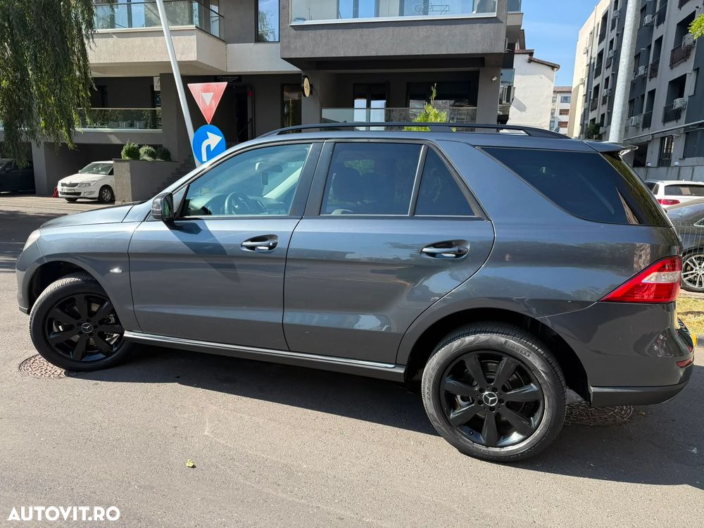 Mercedes-Benz ML 350 BlueTEC 4MATIC Aut - 3
