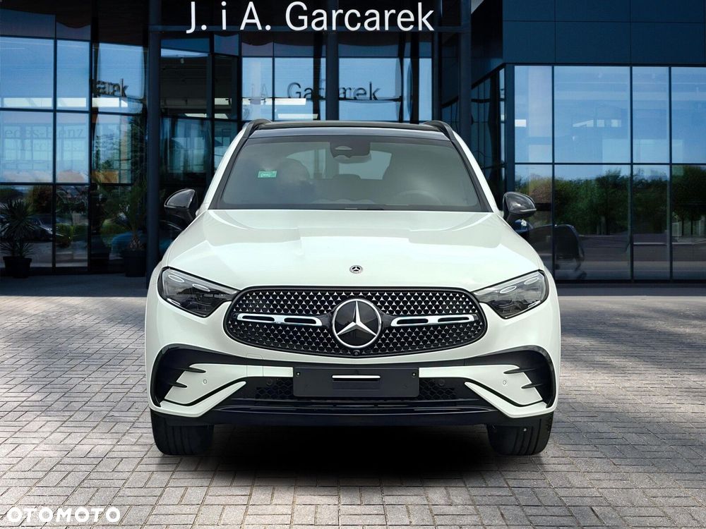 Mercedes-Benz GLC - 9