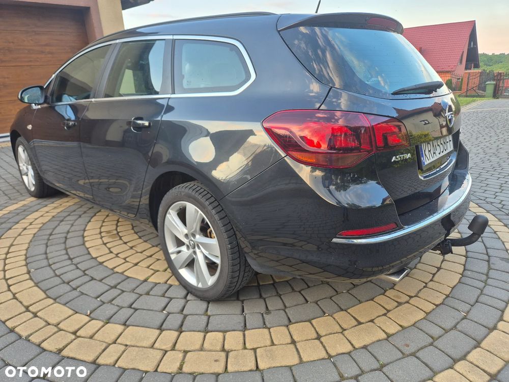 Opel Astra 1.4 T Sport S&S - 10