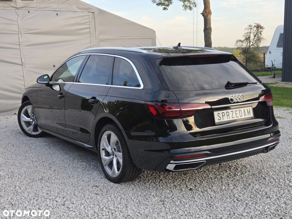 Audi A4 Avant 35 TDI Sport S tronic - 34
