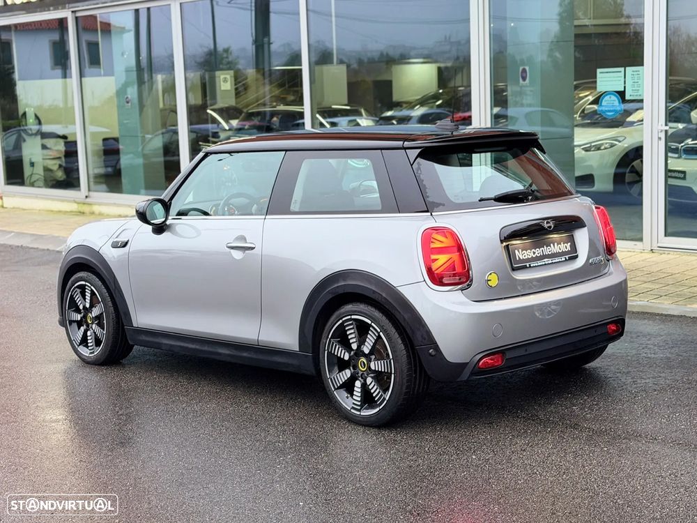 MINI 3 Portas Cooper E Essential - 11