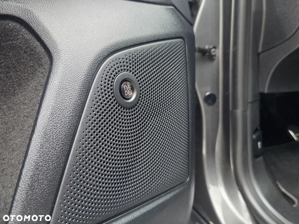 Ford Focus Turnier 2.0 EcoBlue S&S ST mit Styling-Paket - 26