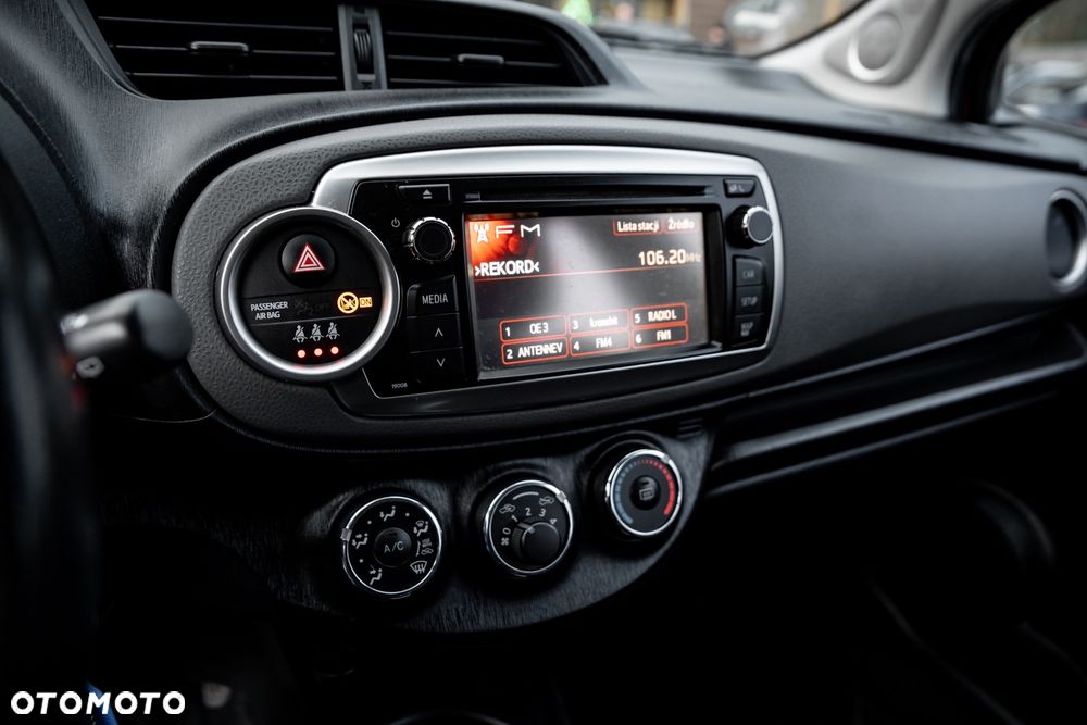 Toyota Yaris 1.33 Dynamic - 30