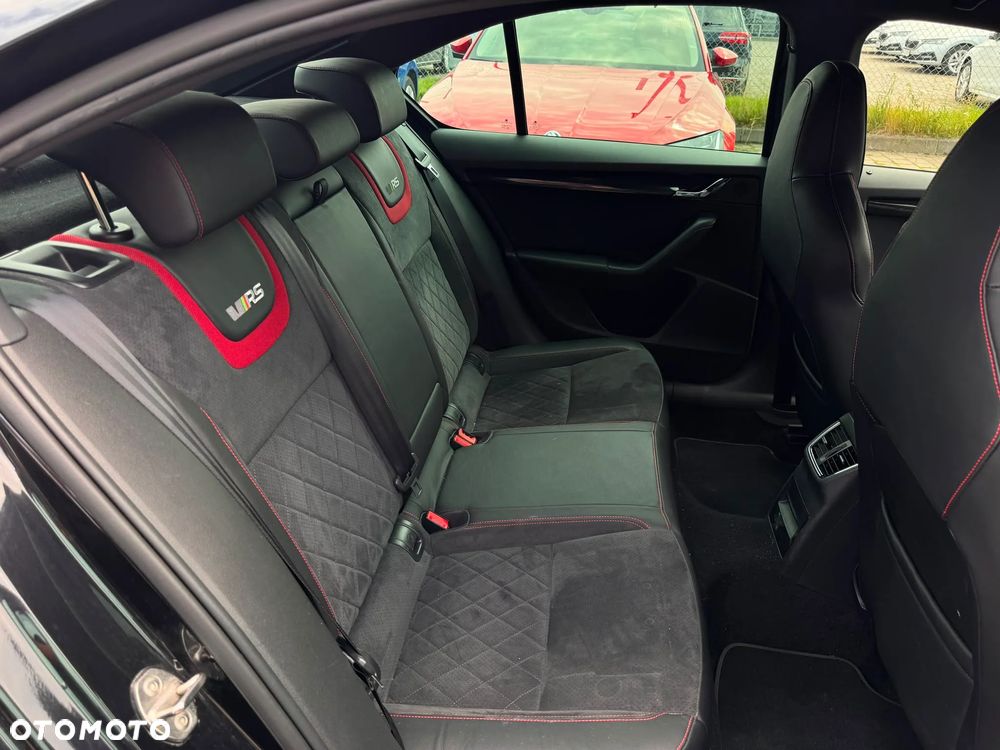 Skoda Octavia 2.0 TSI RS 245 DSG - 7