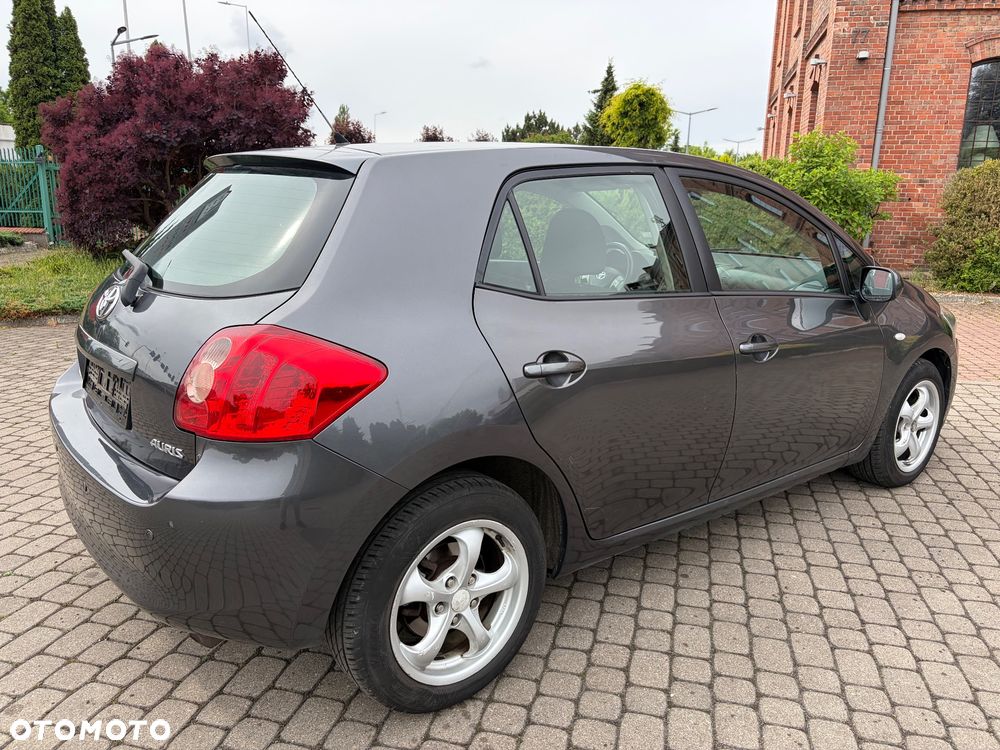 Toyota Auris 1.6 VVT-i Terra Start - 21