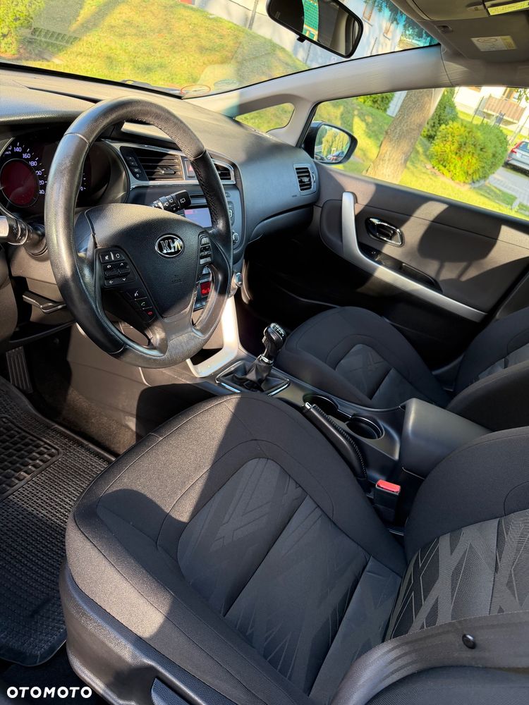 Kia Ceed - 21
