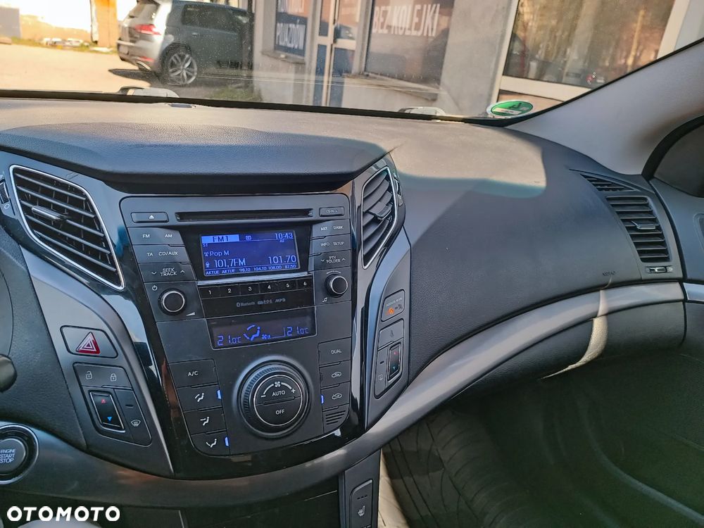 Hyundai i40 1.7 CRDi Comfort + - 19