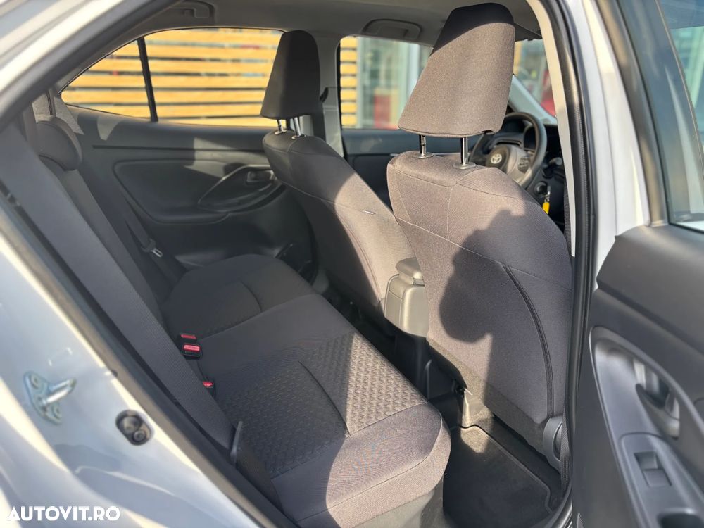 Toyota Yaris Cross 1.5 VVT-i HSD 4x2 Active - 11