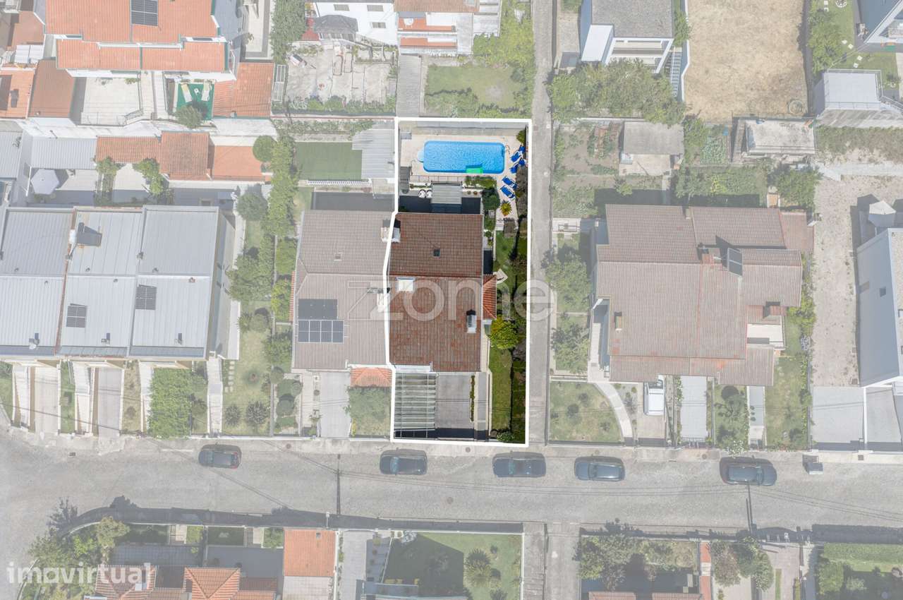 Moradia T3 Geminada em Aveleda, Braga - Grande imagem: 3/38