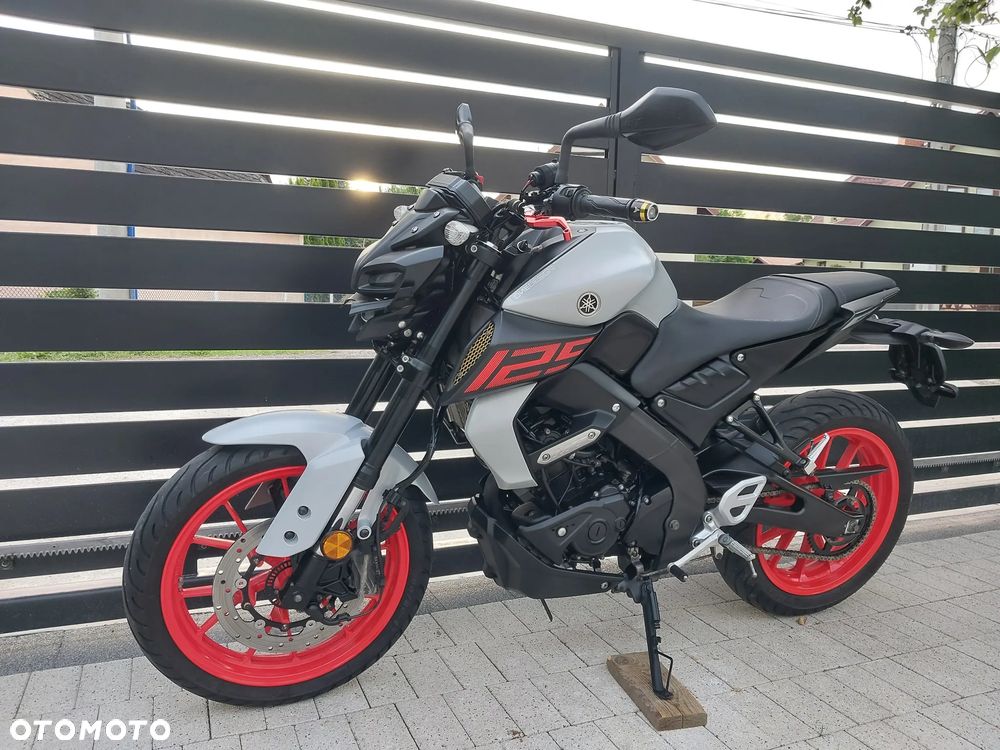 Yamaha MT - 5