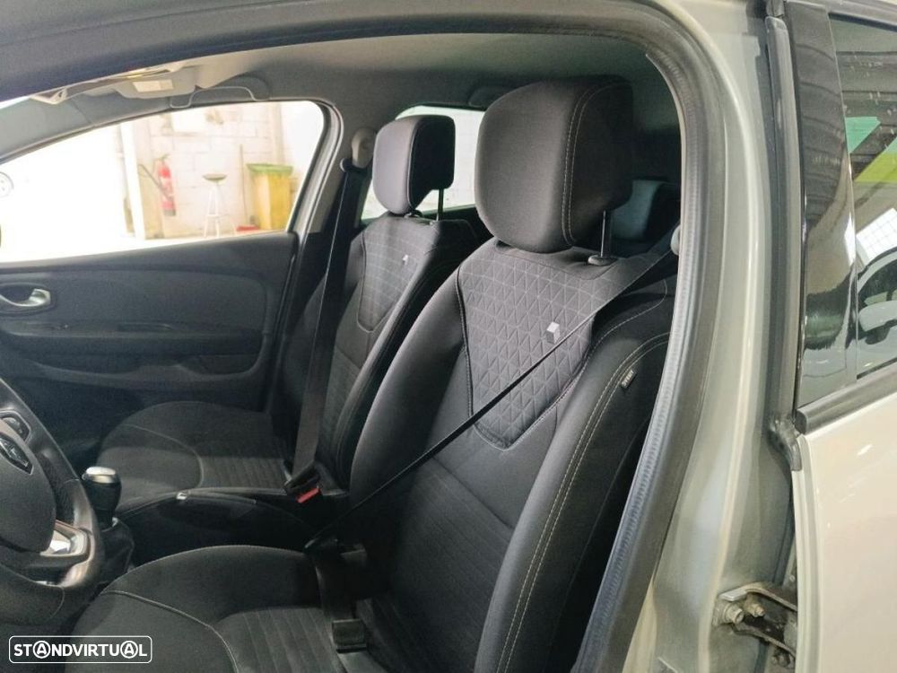 Renault Clio 1.5 dCi Limited - 4