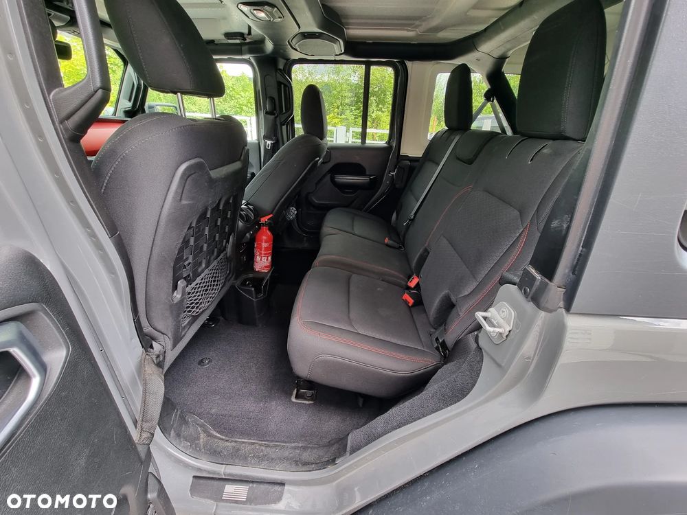 Jeep Wrangler 3.6 Unlim Rubicon - 14